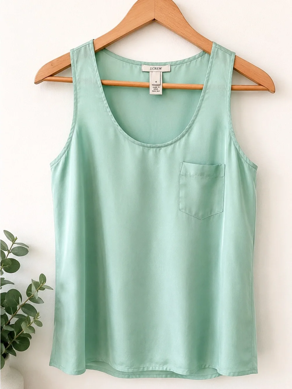 Crew 100% Silk Seafoam Green Sleeveless Tank Top Size 4